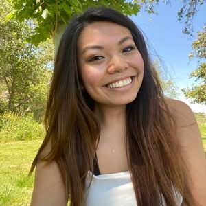 Meet your Posher, Riana